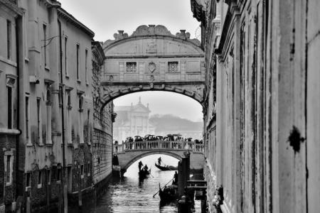Gondoliers du pont des soupirs